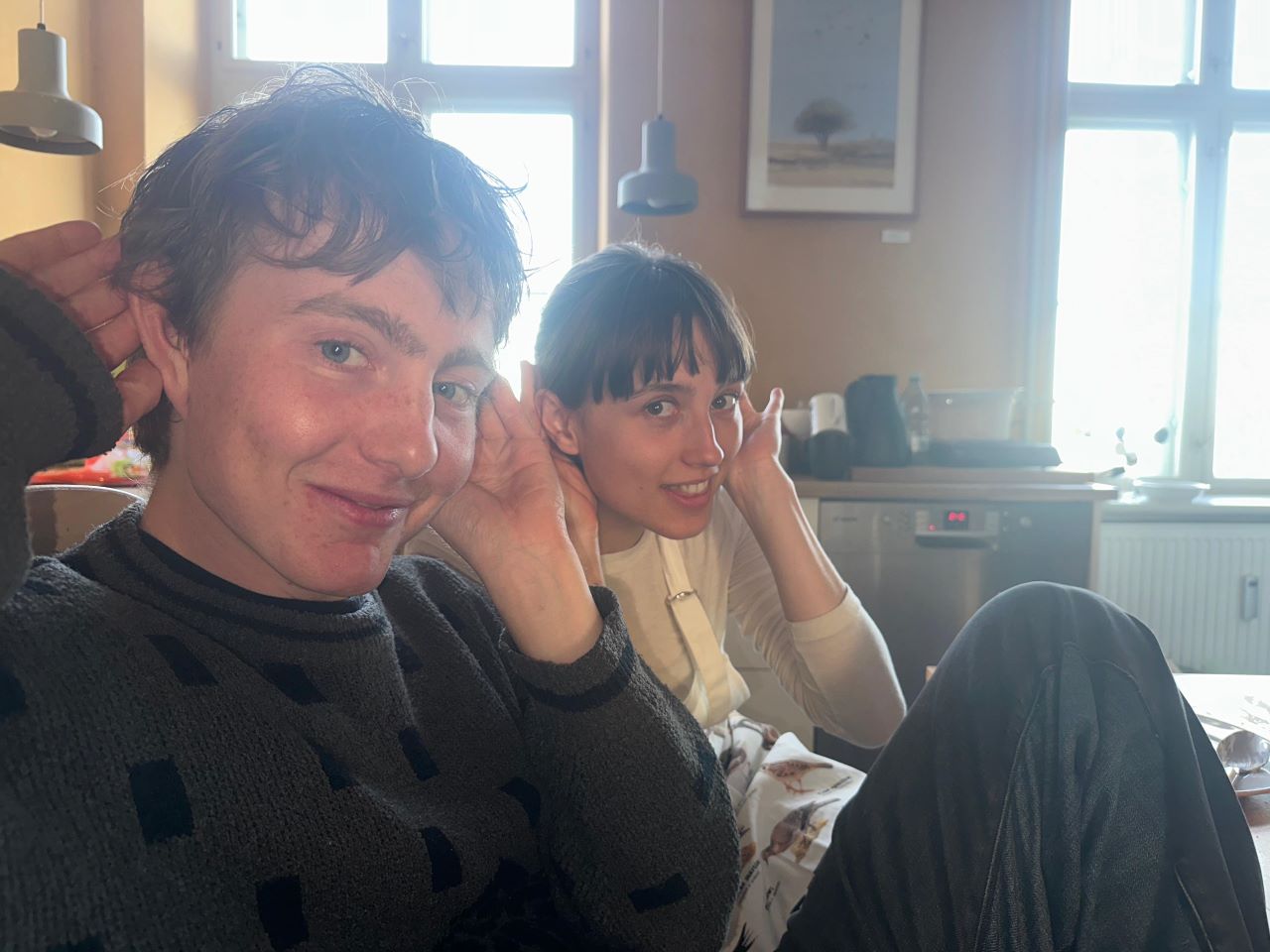 1280AlvinAlixpose2604